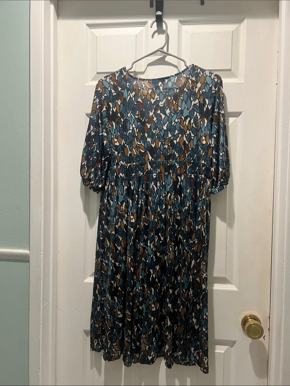 Banana Republic Blue, Brown & Cream Leaf-Print Dress - Picture 6 of 8